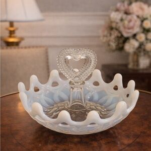 HTF Antique Northwood Blue Opalescent Lace Rim Heart Handle Ring Bowl